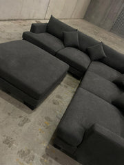 Maddison Electronfiles/Pic Sofa